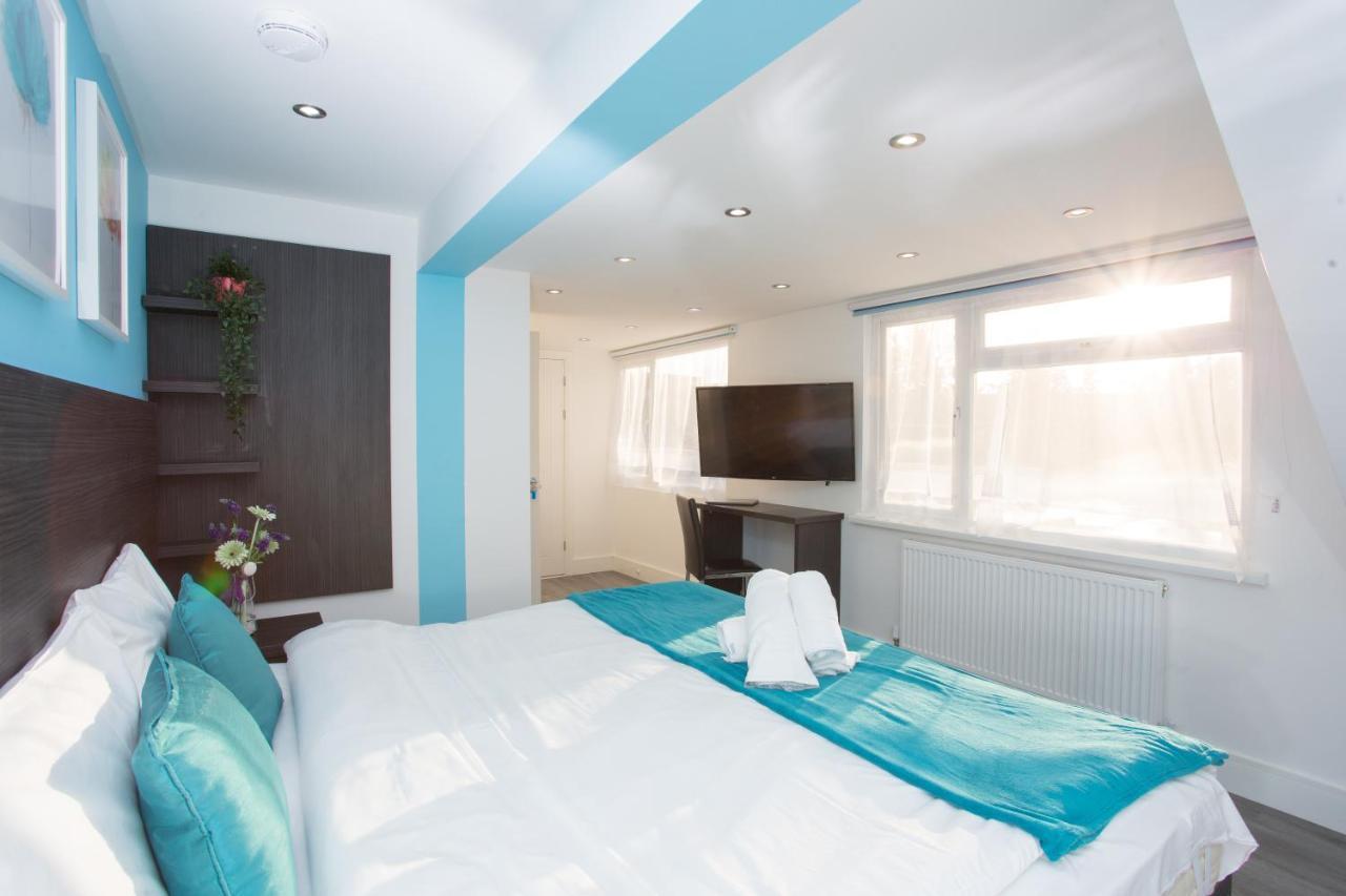 Legoland Heathrow Windsor Apartment Hotel 슬라우 외부 사진